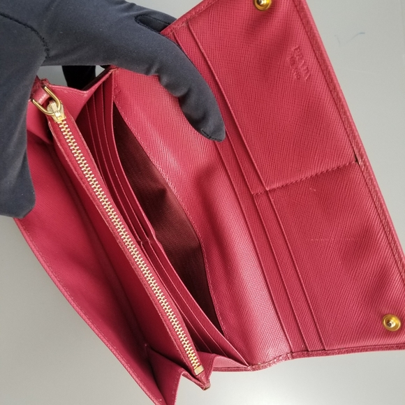 PRADA Beautiful Long Bifold wallet Italy - Picture 6 of 16